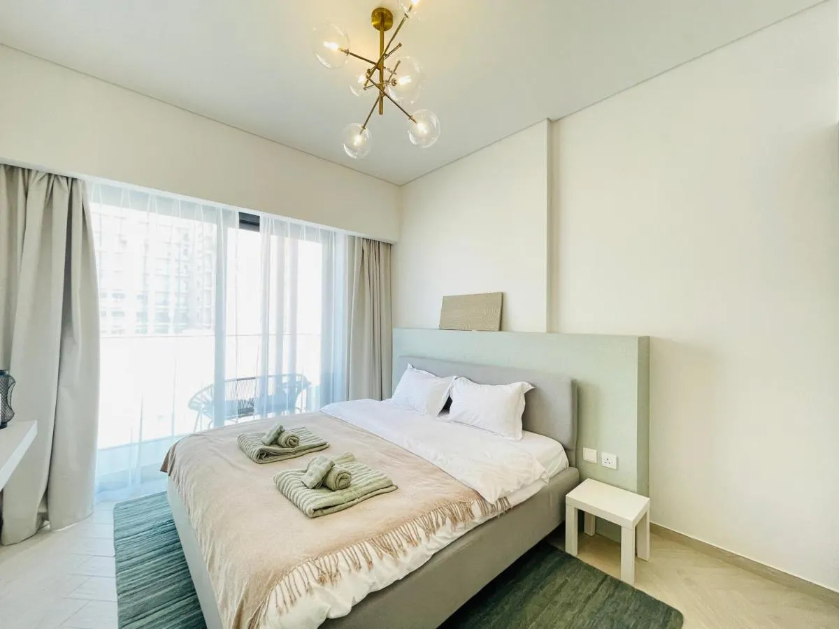 Brand New Luxury 1 Bedroom Apartment - 2