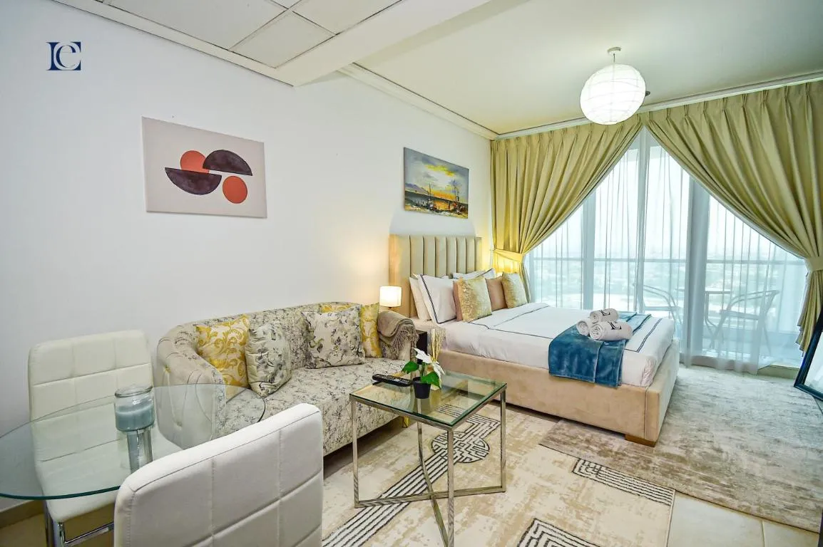 Brand New Studio Apt – Near JLT Metro – GLD