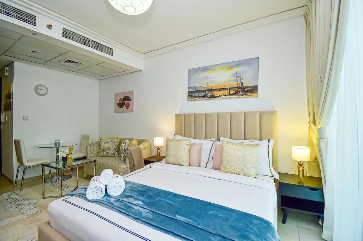 Brand New Studio Apt – Near JLT Metro – GLD - 2