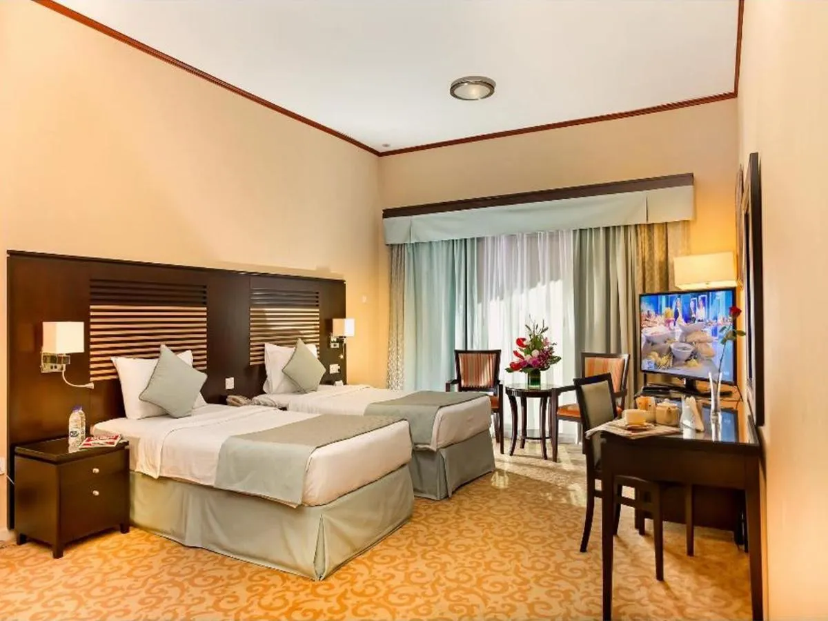 Chelsea Gardens Hotel Apartment - 2