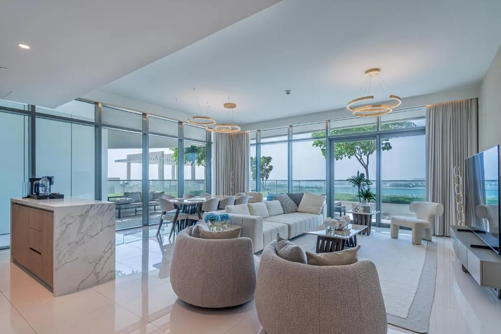 CitiHome-3BR Marina with beach view