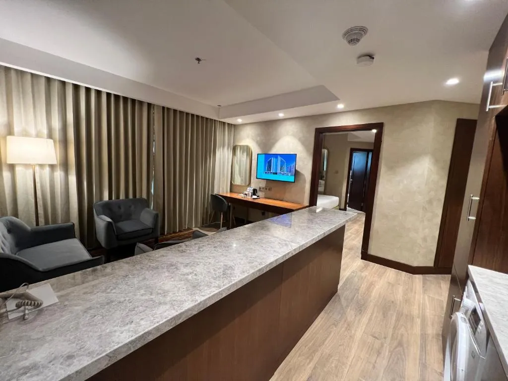 City Seasons Suites - 2