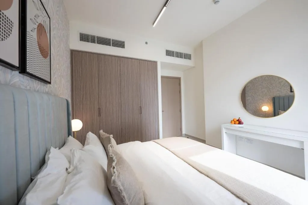 Cozy 1BR in Creek Edge Stunning Bay View Swimming Pool - 3