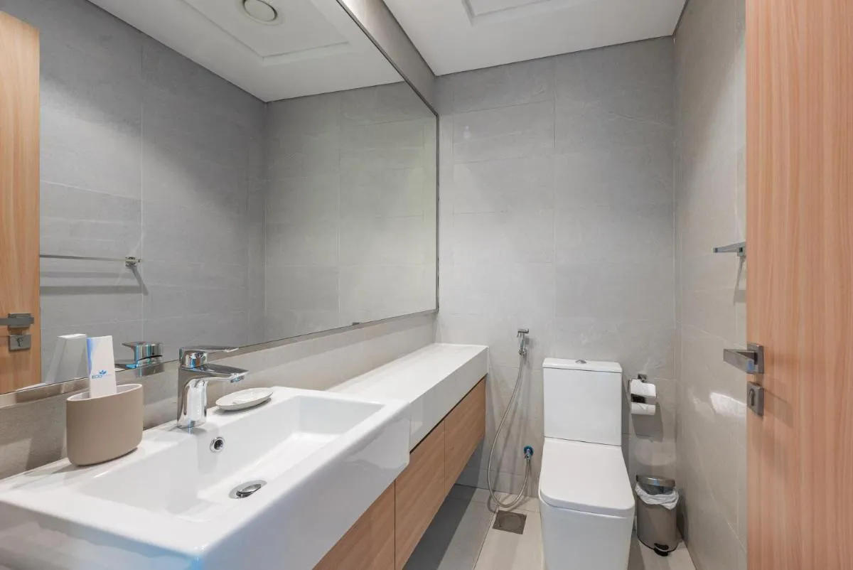 Cozy & Convenient 1BR Haven in Al Jaddaf - 3