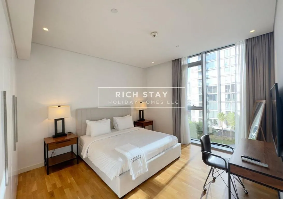 Crystal Clear 1BR Apt in Blue Waters by Rich Stay