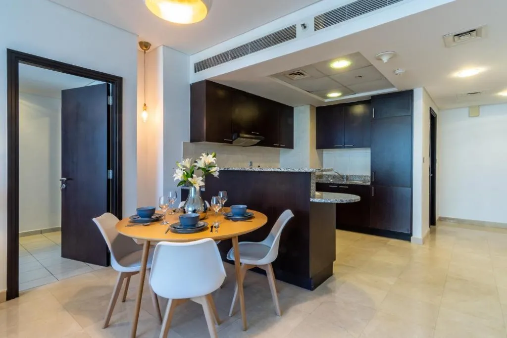 DIFC 1BR at SkyGardens Tower - 3