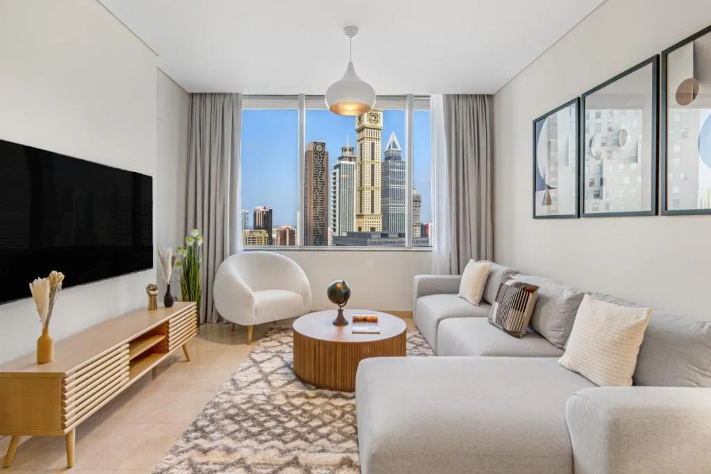 DIFC 1BR at SkyGardens Tower - 2