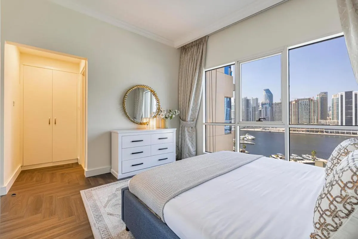Daniels 1BR Business Bay Partial Burj Khalifa View - 2