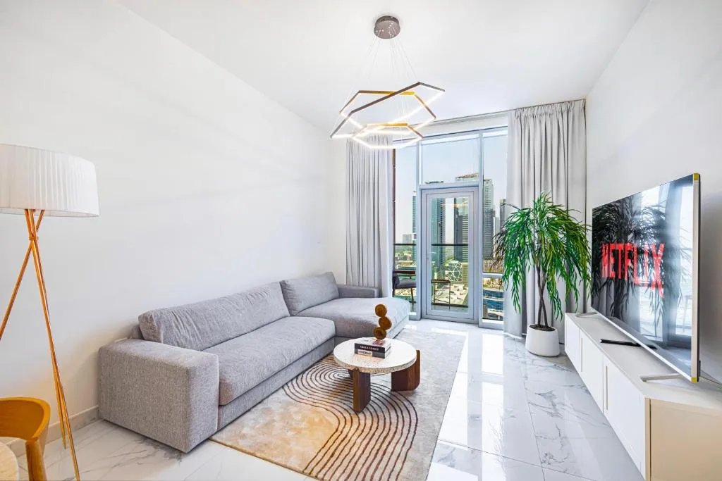 Daniels – Canal View Stylish 1 BR at Meera Tower - 3