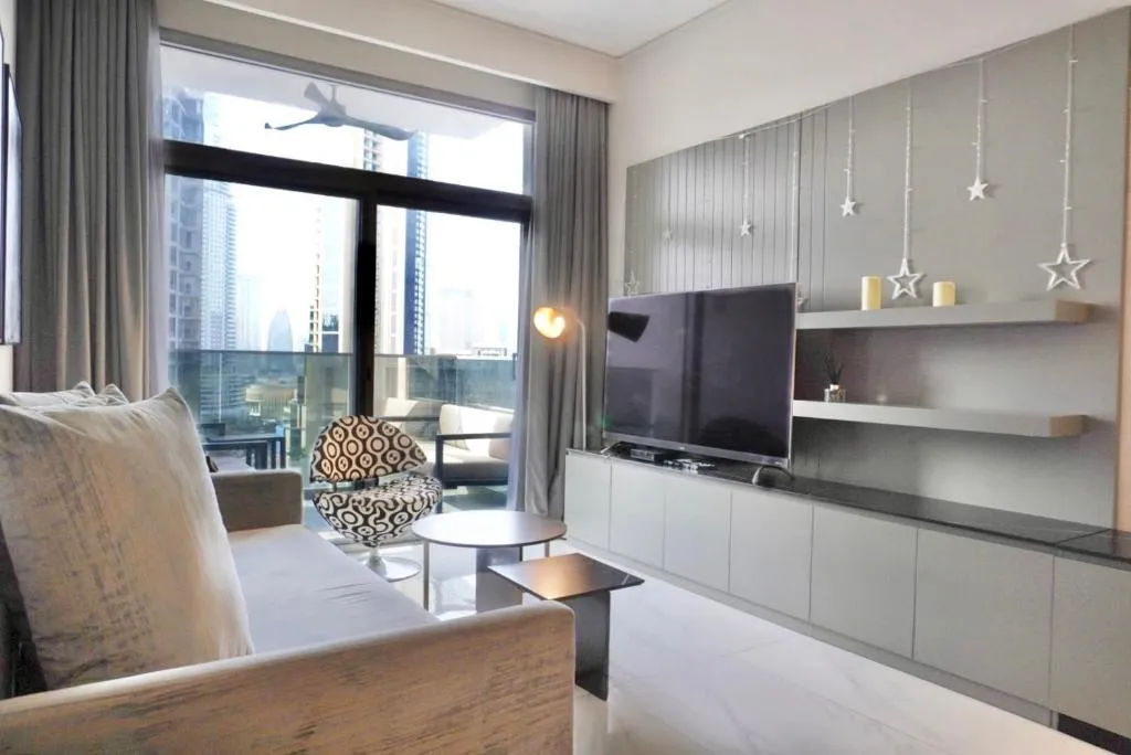 Deluxe MAG 318 2-BR in the Heart of Business Bay - 3