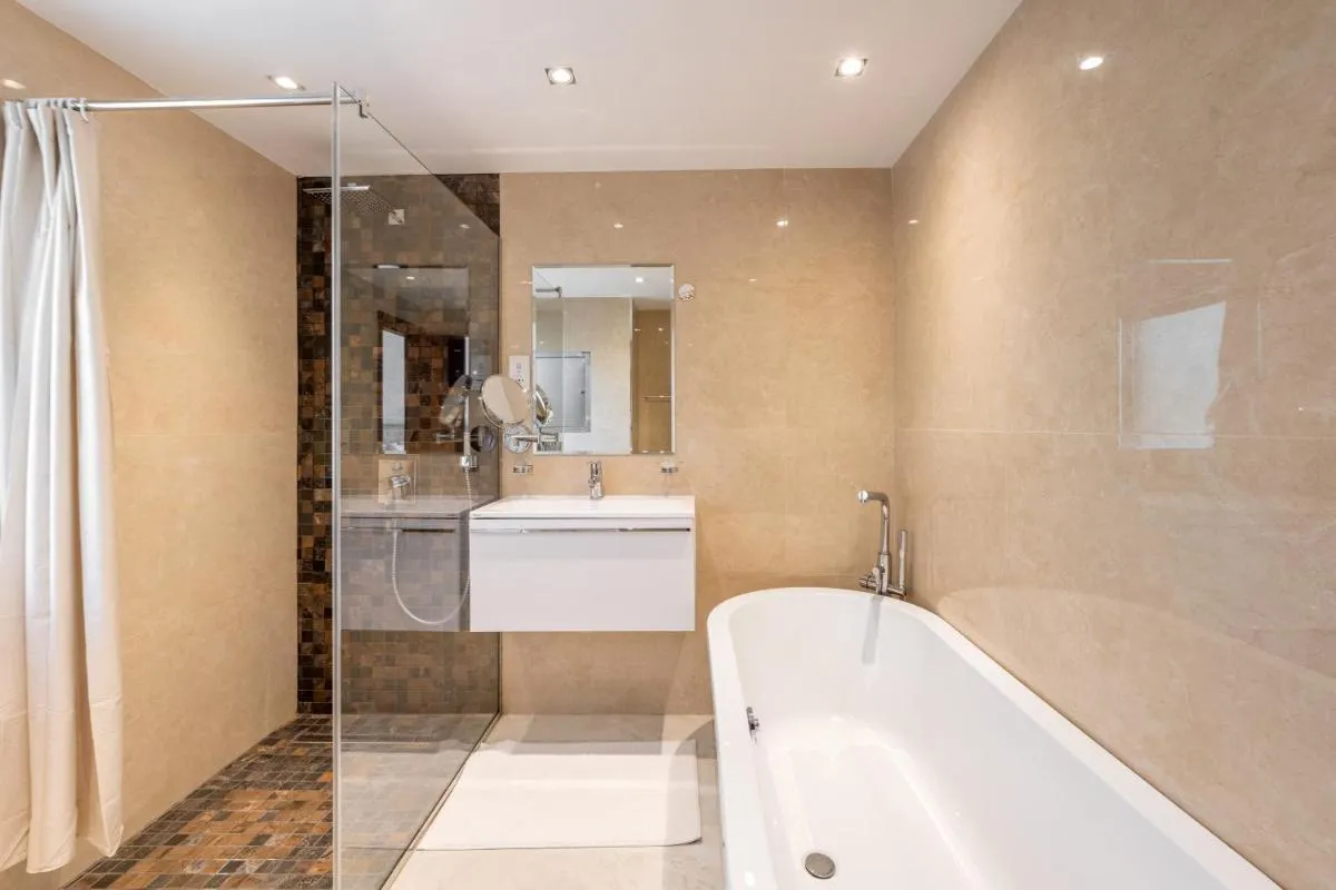 Deluxe Retreat In JBR – Million Dollar View – Balcony - 3