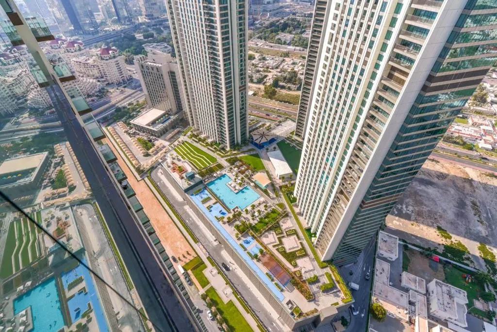 Direct Access to The Dubai Mall, Wonderful Views