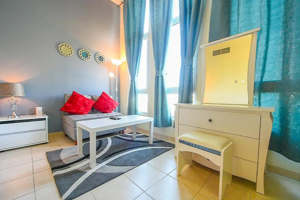 Discovery Gardens Studio near Ibn Battuta Mall & Metro – SAN