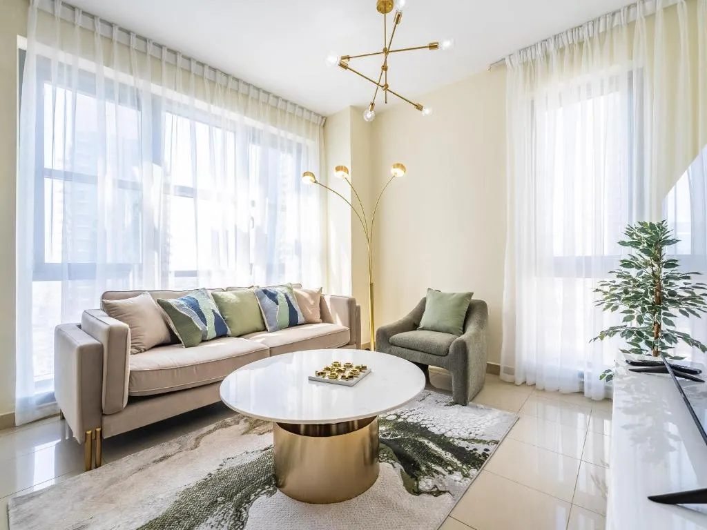 Downtown Luxury Living -1BR-Standpoint Tower A