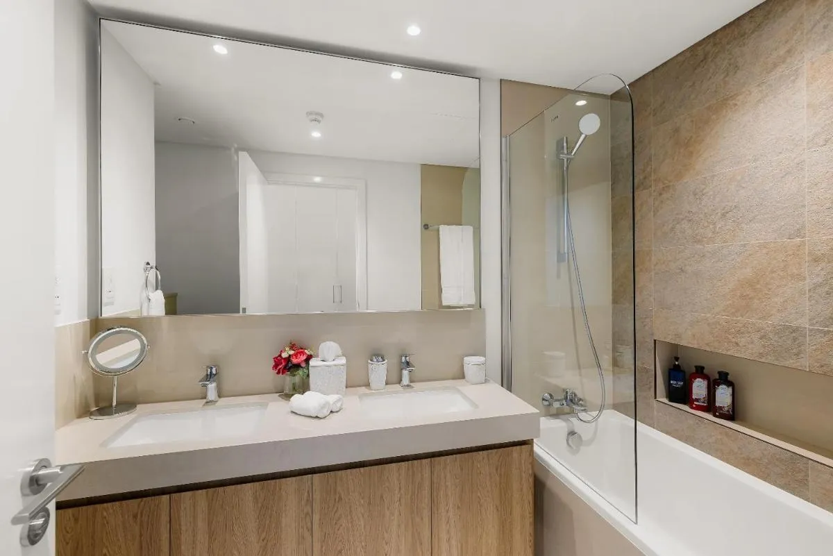 Downtown luxury 2 bedroom apartment, 2min walk from Dubai Mall - 3