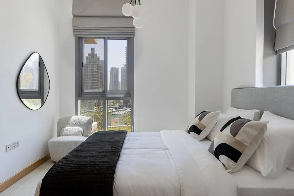 Dubai Marina, Two bedrooms apartment with full Marina View - 2