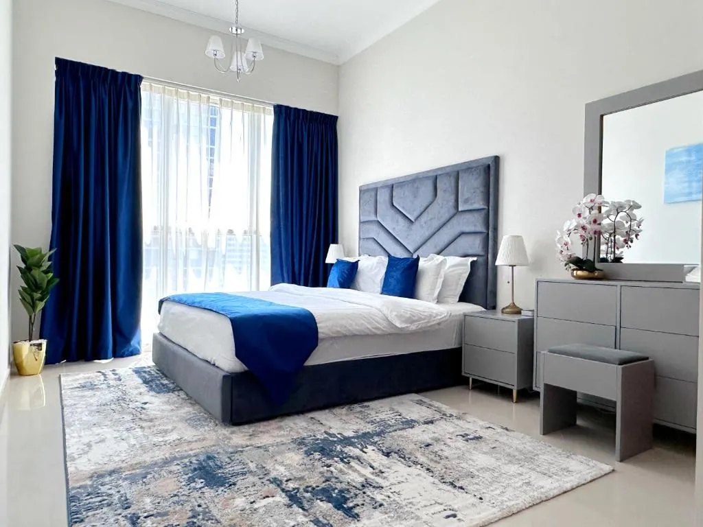 Dunya Tower Luxury and 2 min walk to Dubai Mall and Burj Khalifa - 2
