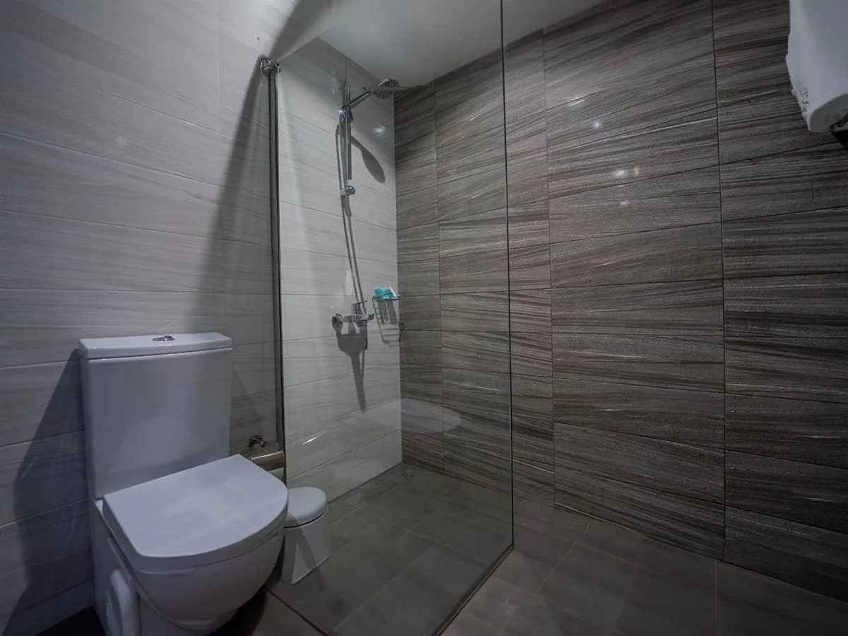 Dunya tower suite 2 burj Khalifa street , kings - 3