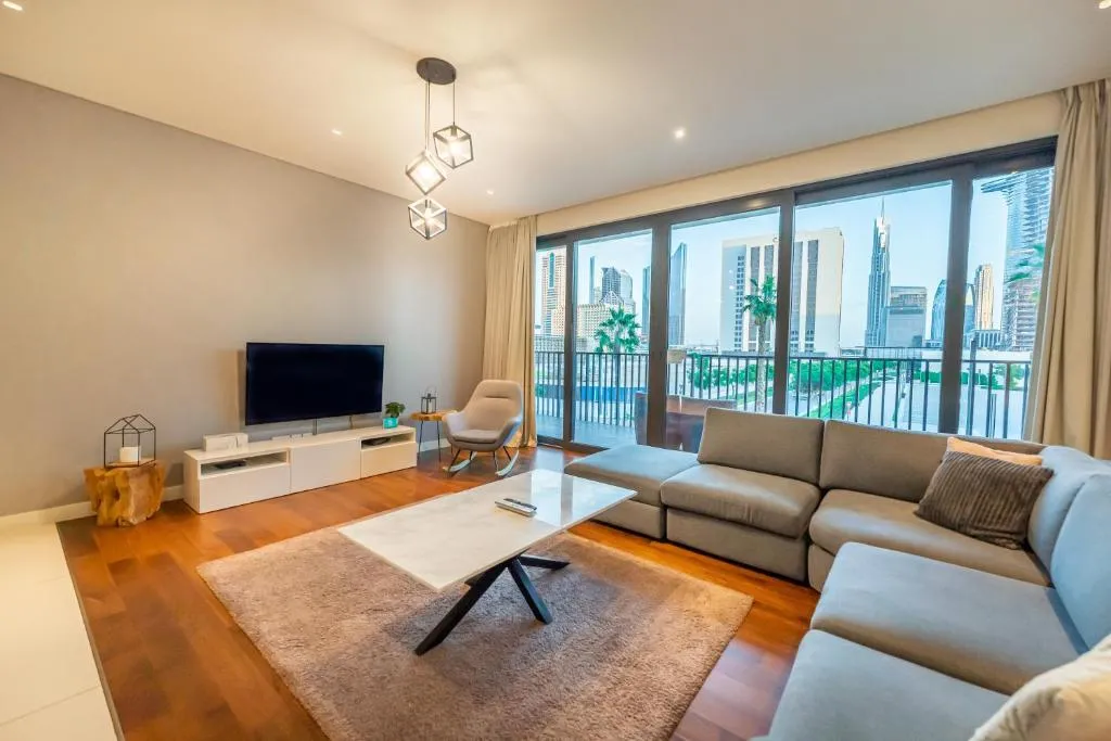 FAM Living – City Walk – Urban Staycations - 3