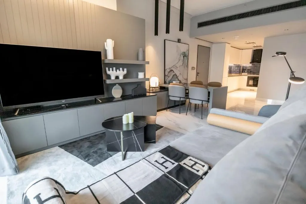 FAM Living – Urban Stays – MAG318, 5 mins to Burj Khalifa - 2