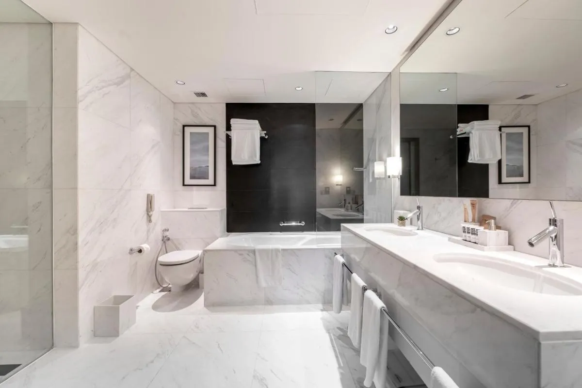 Fashion Avenue Dubai Mall Residences, formerly Address Dubai Mall - 2