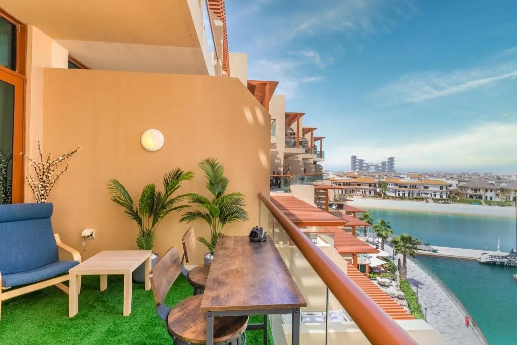FiveX Studio Oasis living with Burj Al Arab view - 2