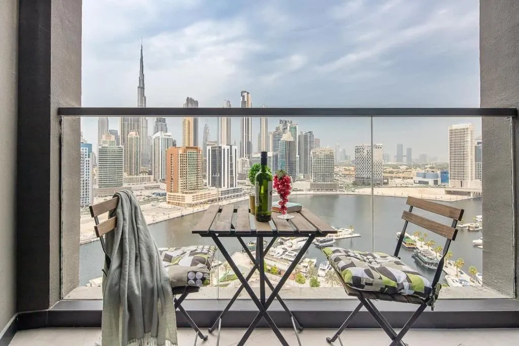 Frank Porter – 15 Northside Tower A