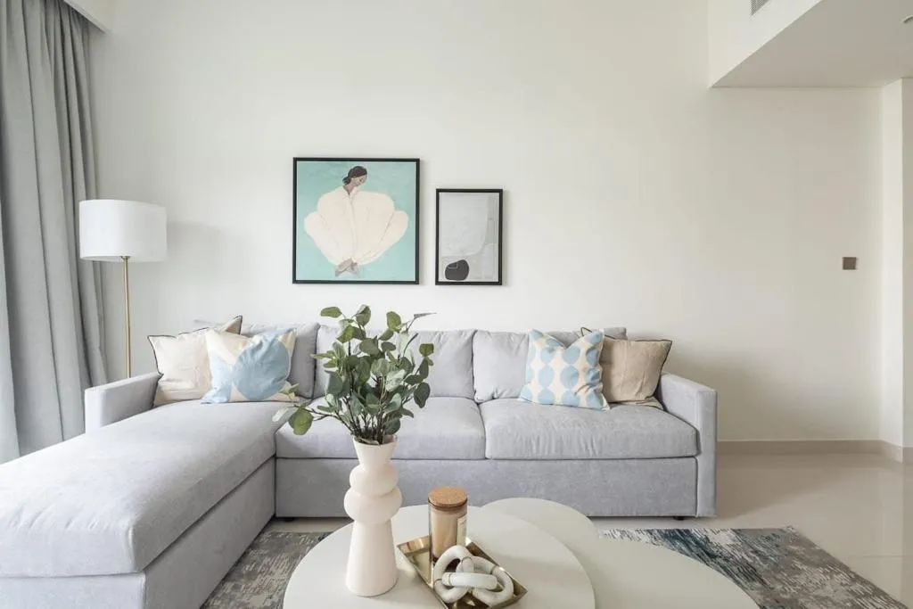 Frank Porter – Beach Vista Tower 2 - 3