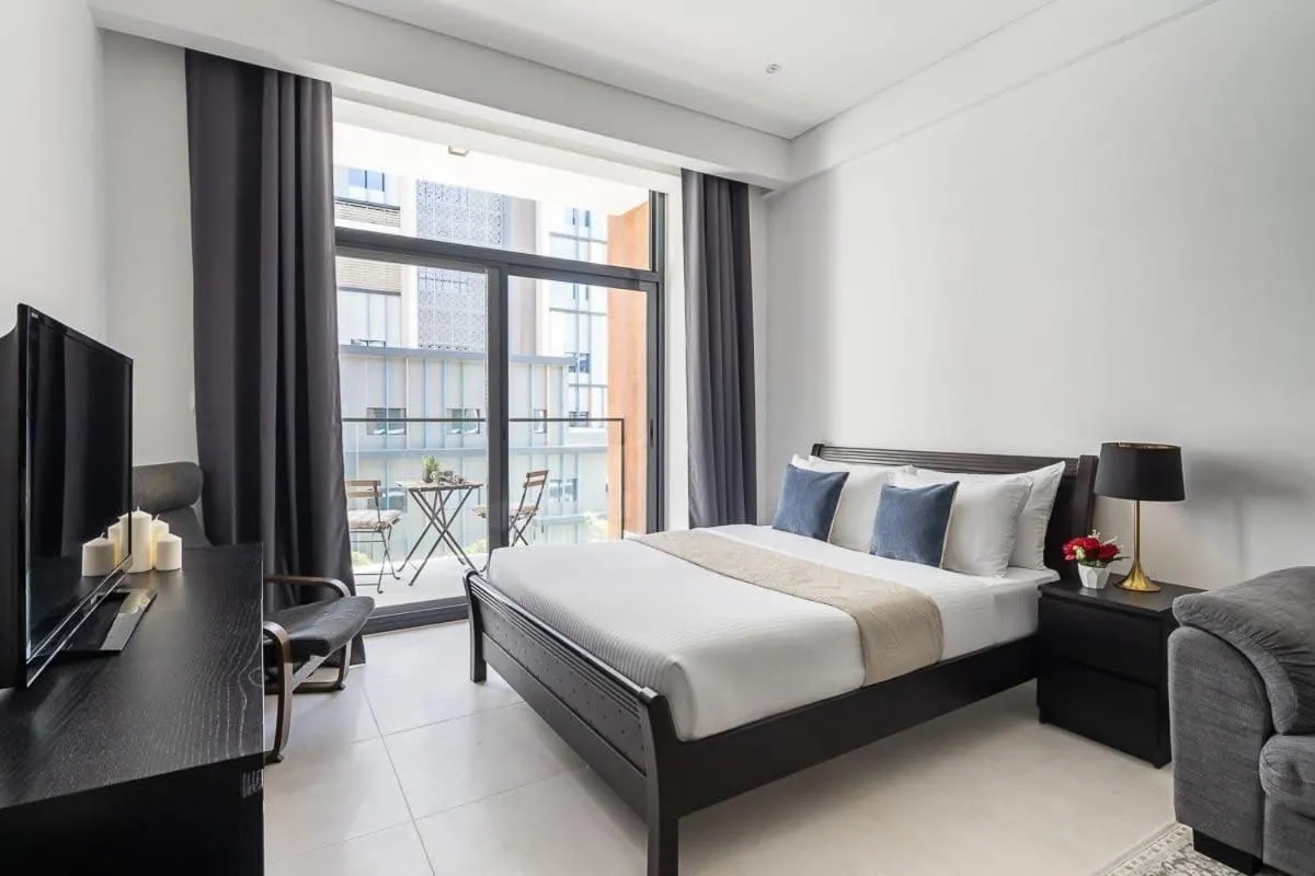 Frank Porter – Divine Residences - 2