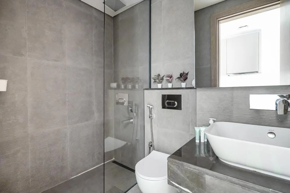 Frank Porter – Divine Residences - 3
