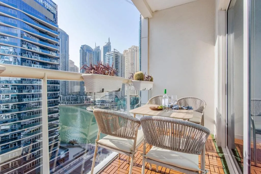 Frank Porter – Marina Views Tower B - 2
