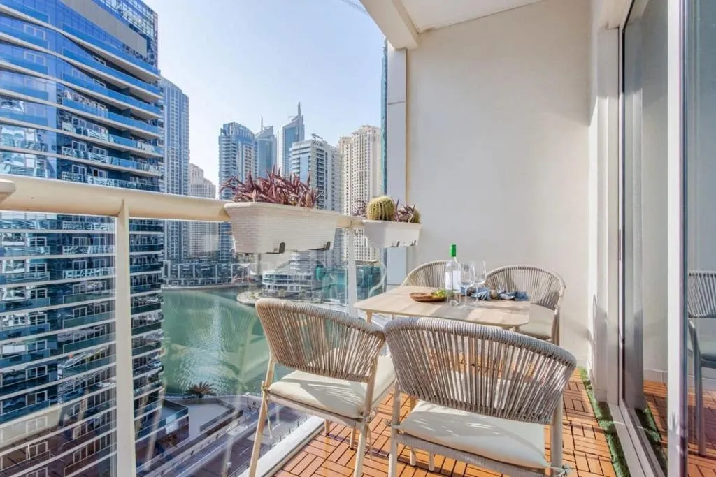 Frank Porter – Marina Views Tower B