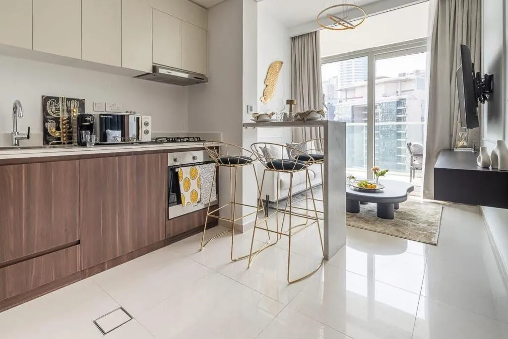 Frank Porter – Reva Residences - 3