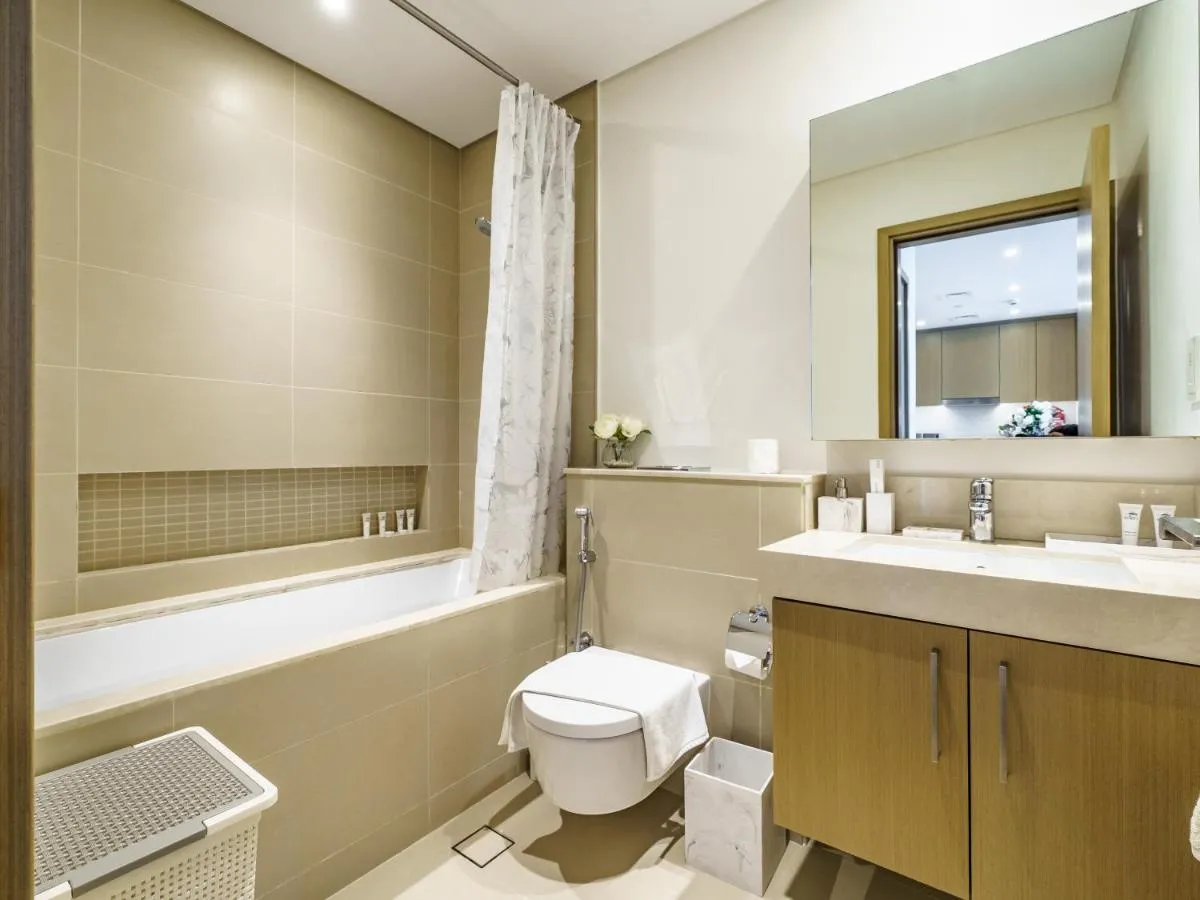 Gorgeous 1 BR with Private Terrace – Marina View - 3