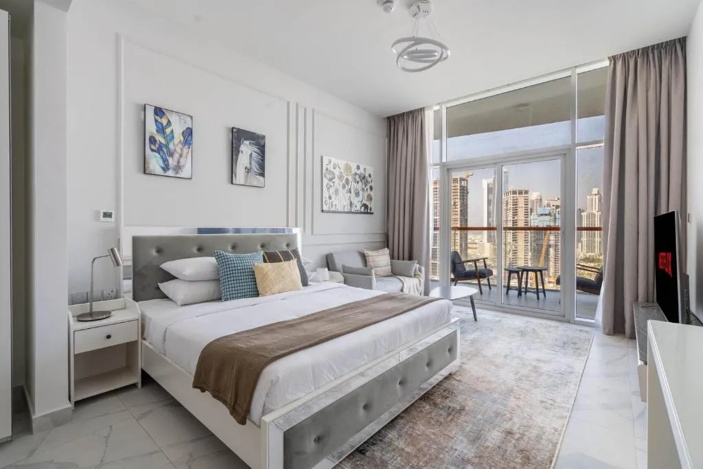 GuestReady – Burj Khalifa and Canal Views - 2