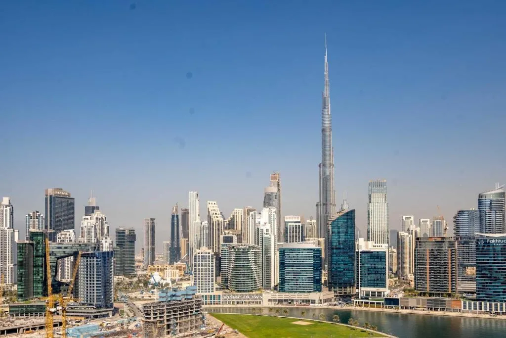 GuestReady – Burj Khalifa and Canal Views