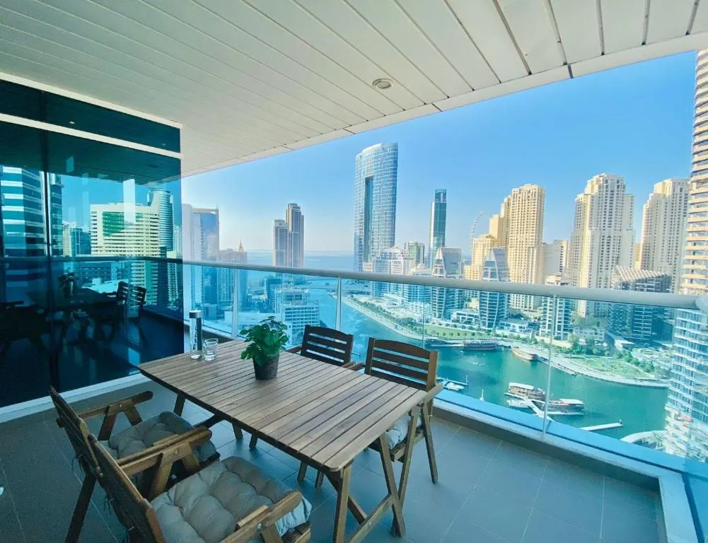 HiGuests – Deluxe Apt With Incredible Panoramic Marina Views