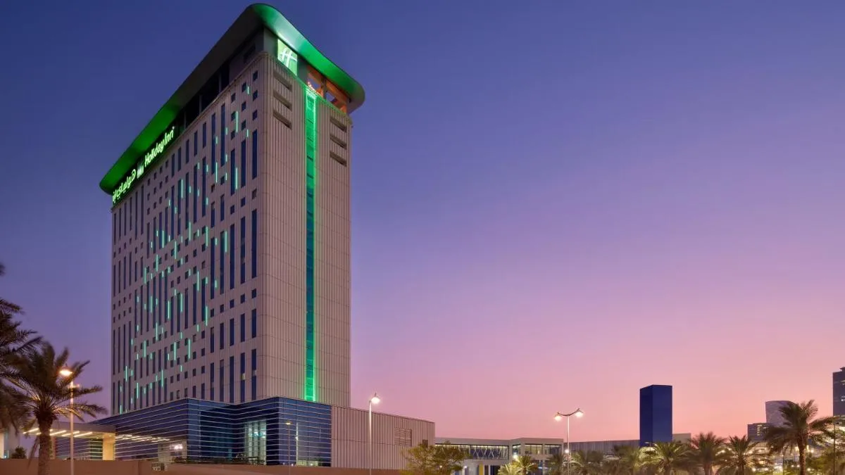 Holiday Inn & Suites – Dubai Festival City Mall, an IHG Hotel