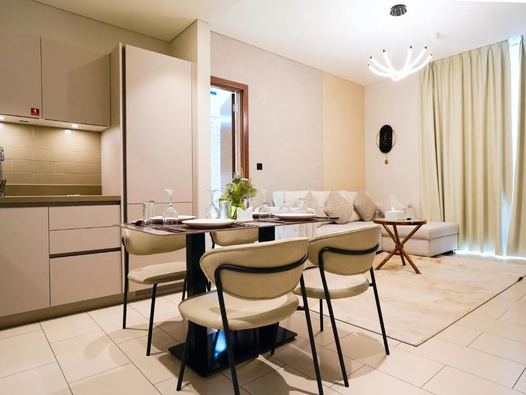 Holidayrent UAE – Top Dubai stay near Burj Khalifa