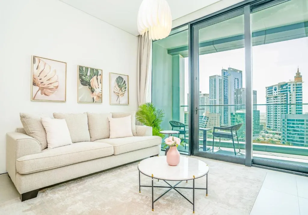 HomesGetaway – Modern 1 Bedroom in JBR The Address - 3