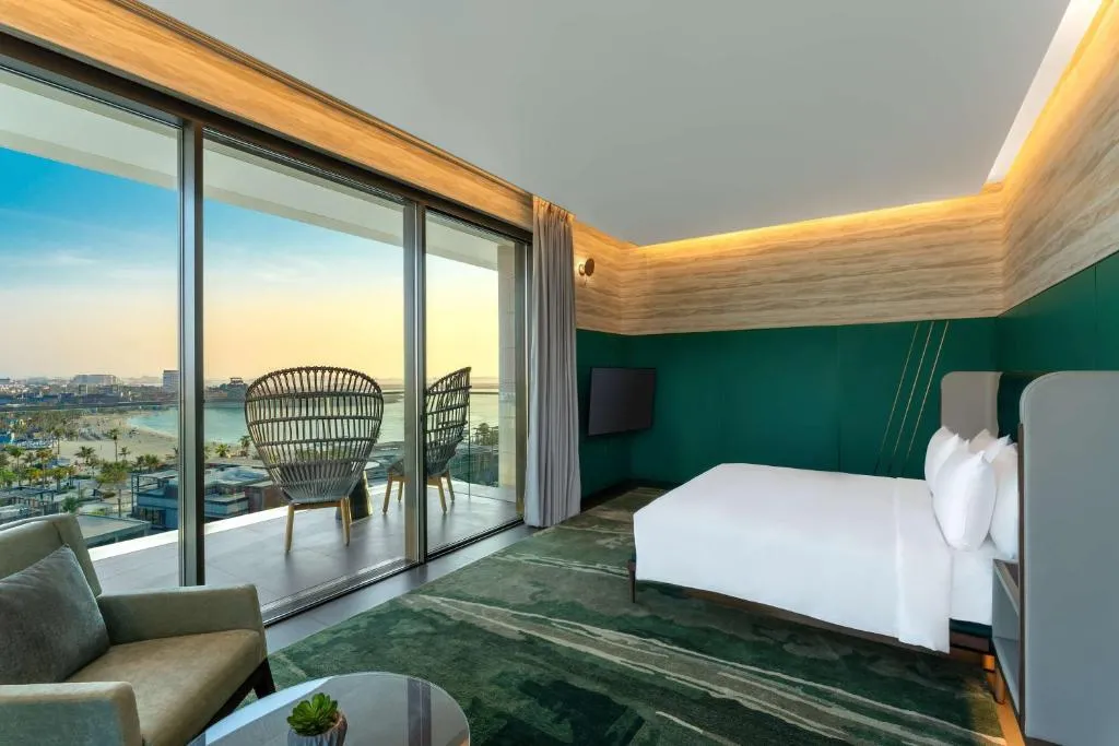 Hyatt Centric Jumeirah Dubai - 3