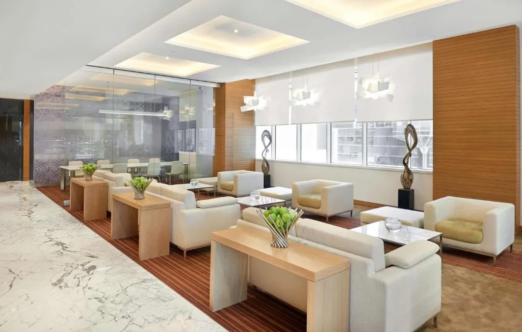Hyatt Place Dubai Baniyas Square - 3