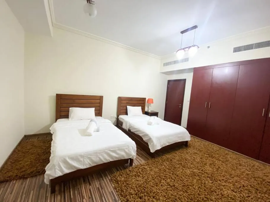 JBR 3 Bedroom Specious Beach Apartment - 2