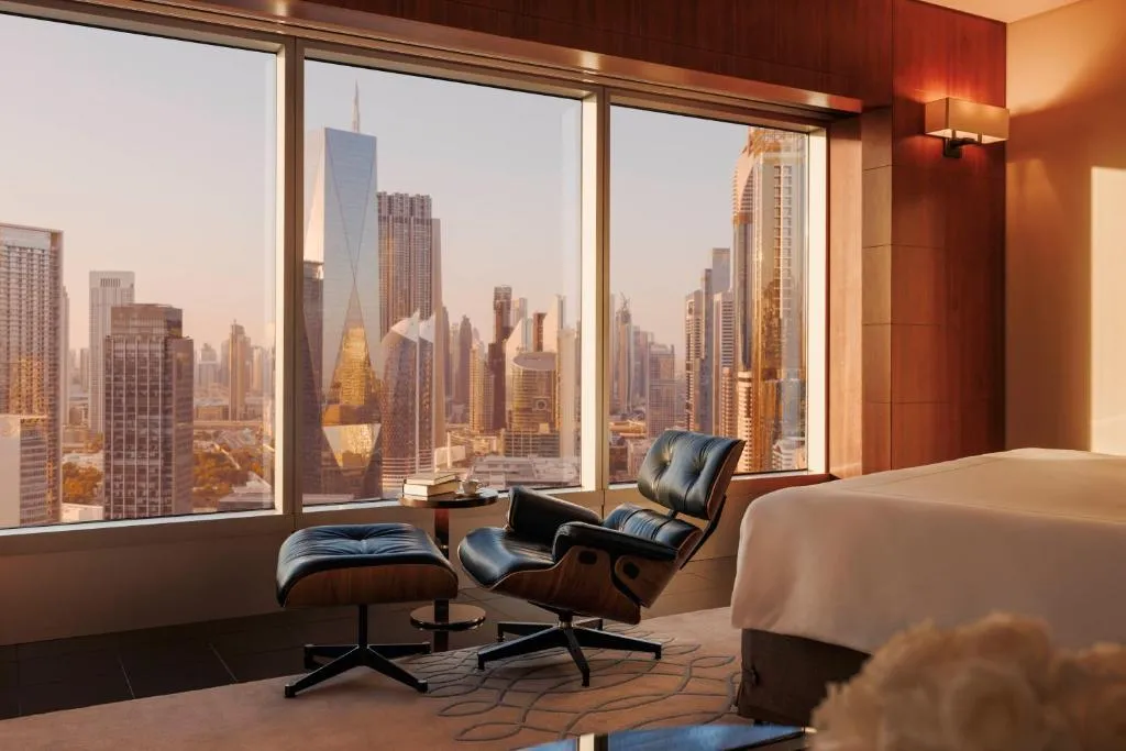 Jumeirah Emirates Towers Dubai - 2