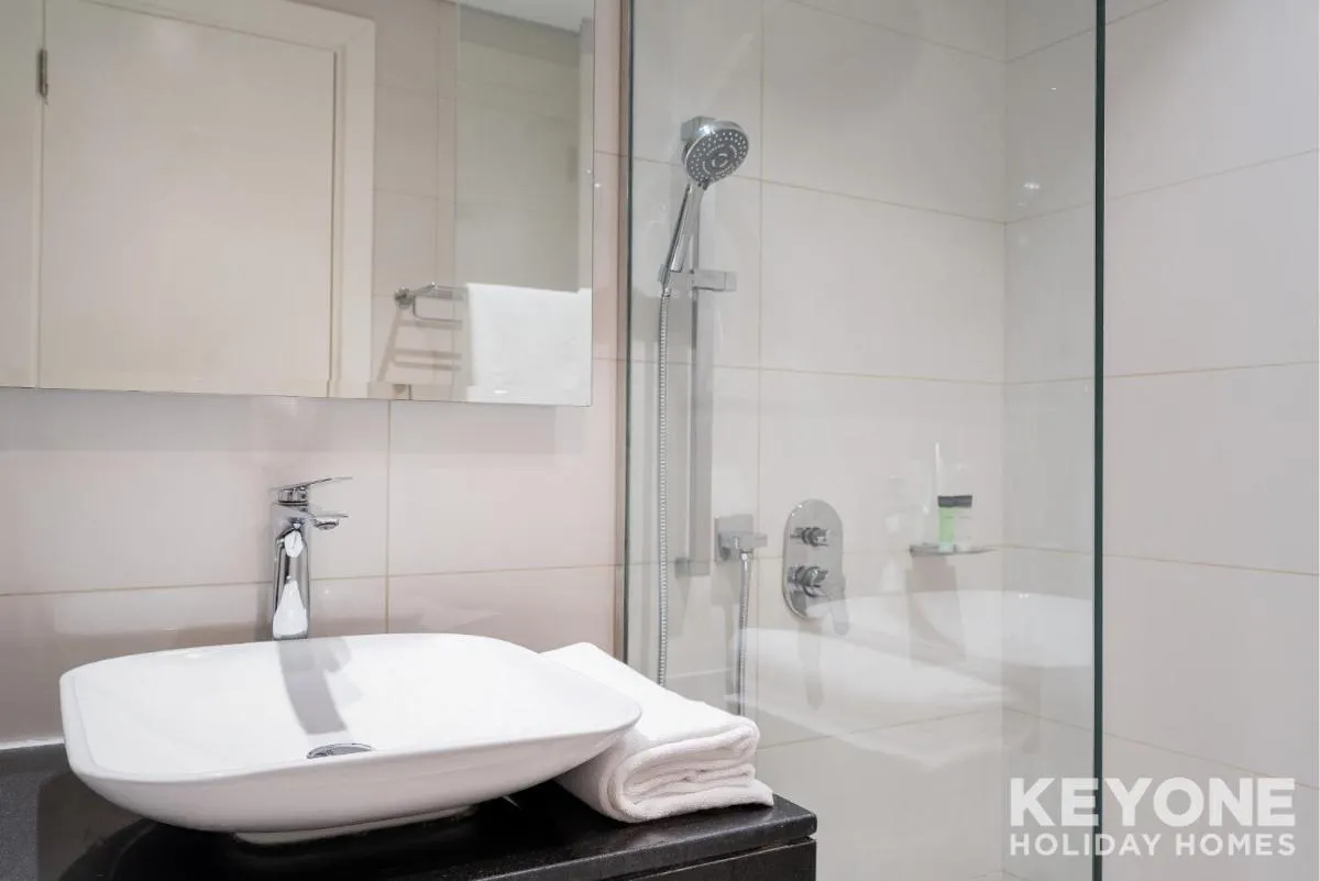 KeyOne – Studio in DAMAC Majestine - 3