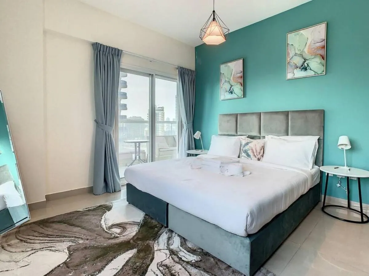 Key View – Red Residence - 2