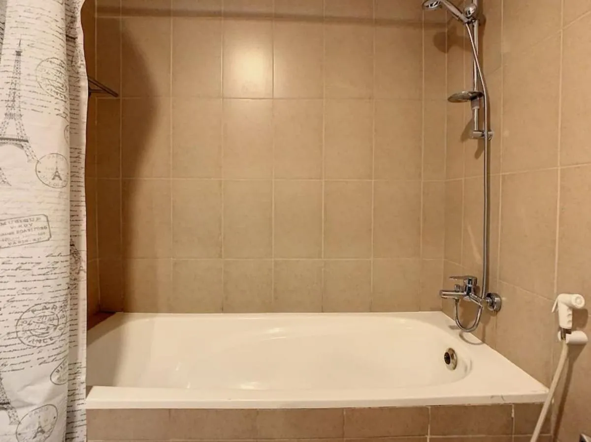 Key View – Red Residence - 3
