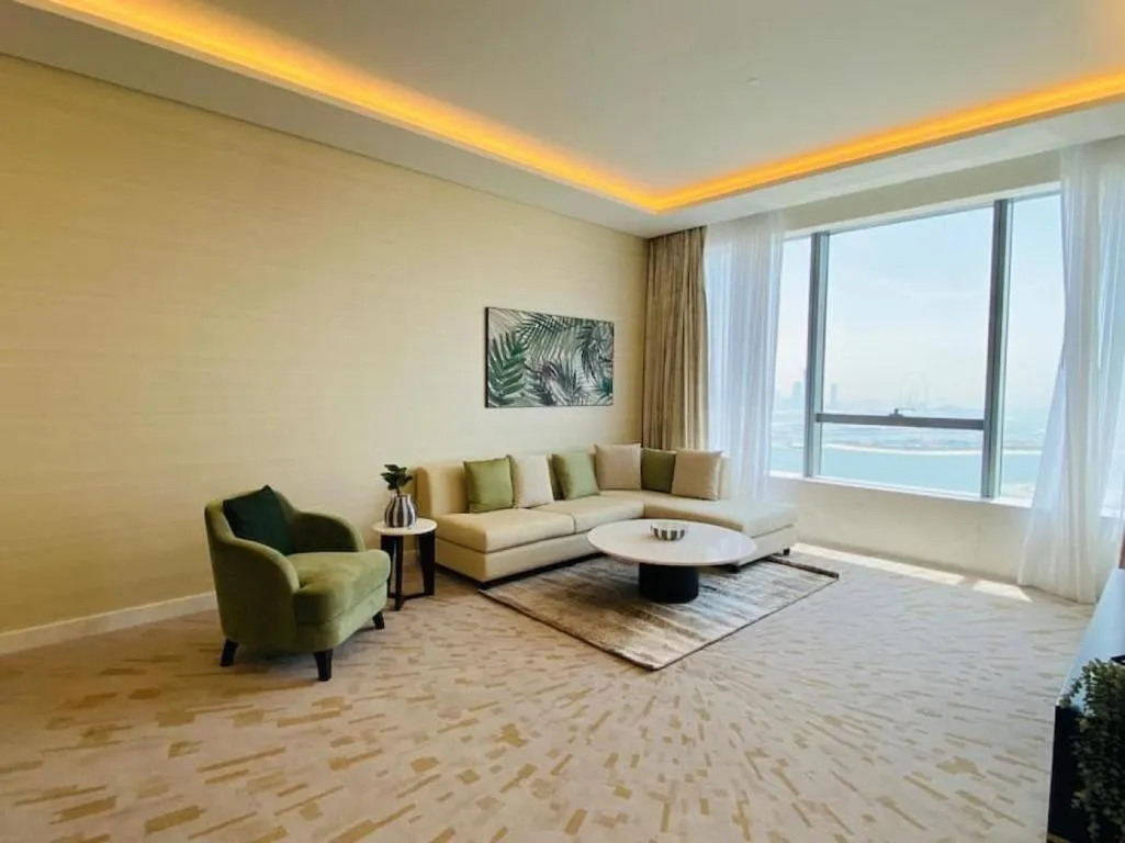 Key View – The Palm Tower
