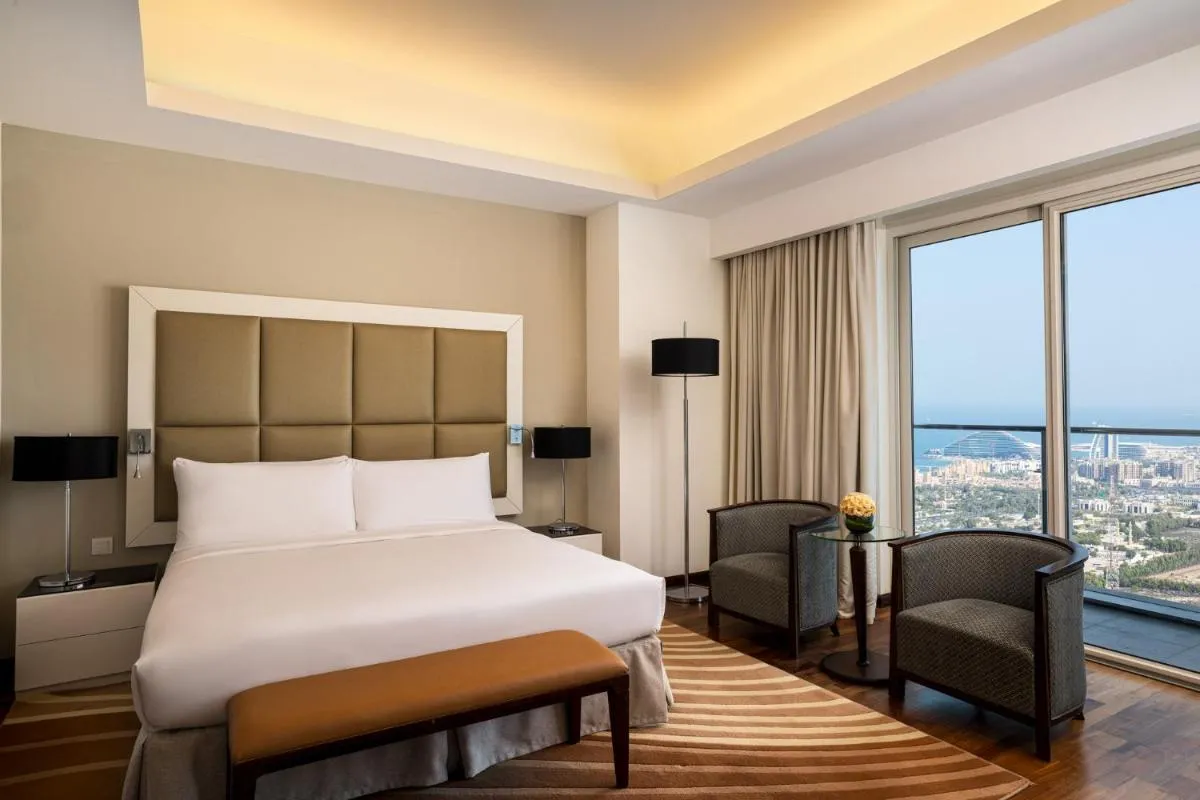 La Suite Dubai Hotel & Apartments - 2