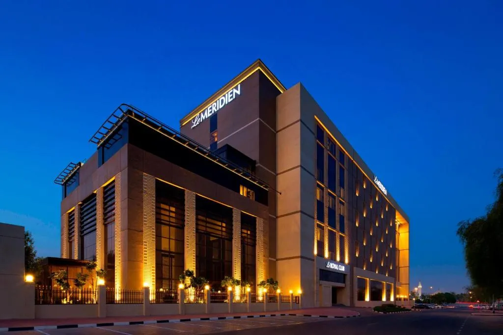 Le Méridien Dubai Hotel & Conference Centre - 3